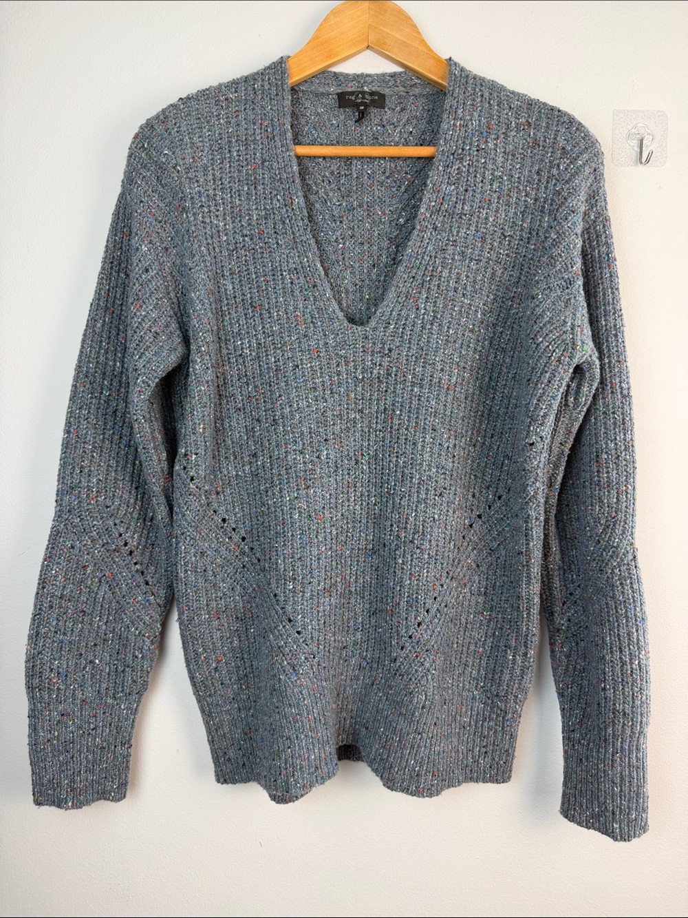Rag & Bone Eco Donegal V-Neck Blue Sweater XS Relaxed Fit Recycled Wool Blend - Picture 2 of 16